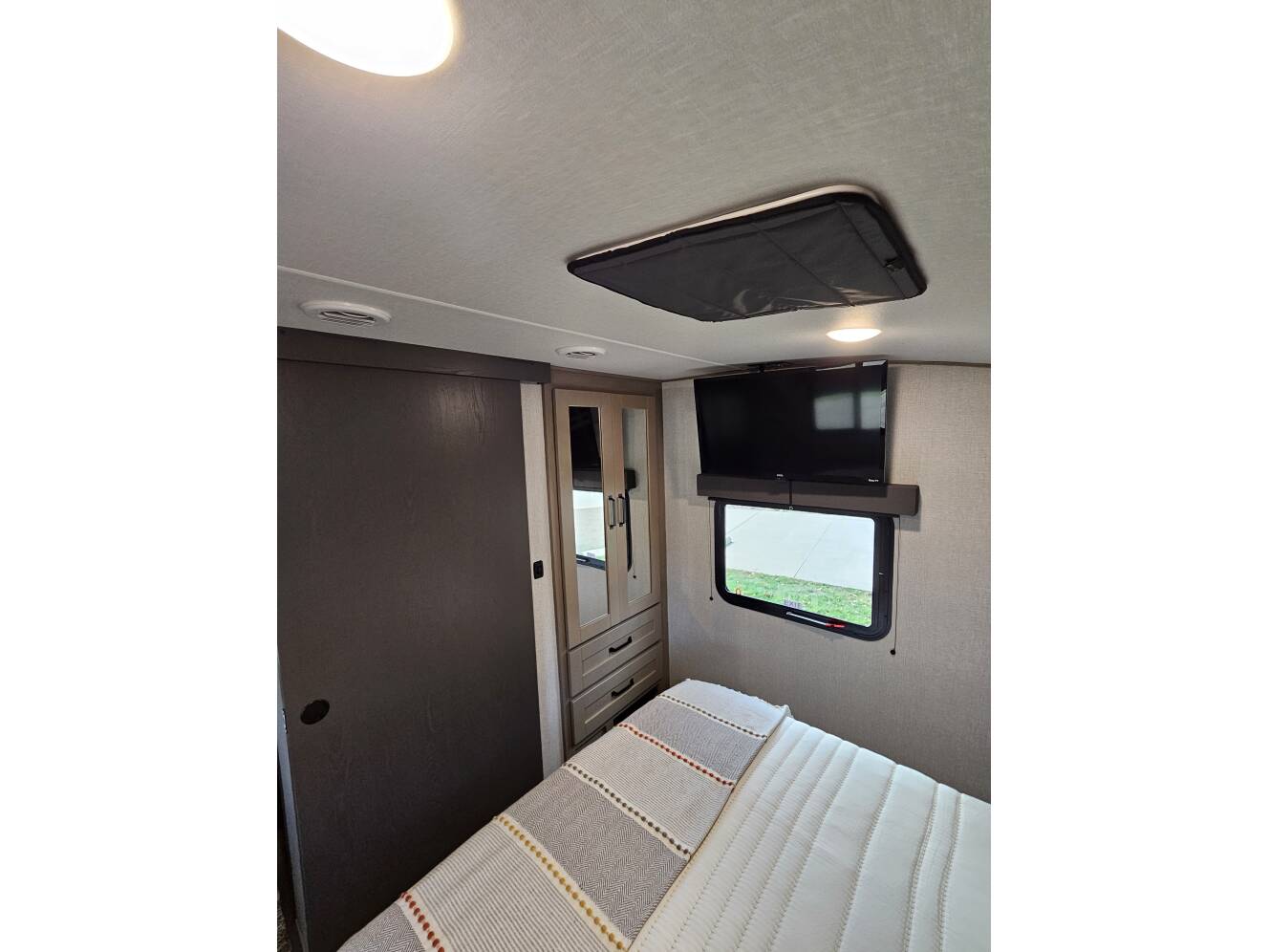 A photo of this 2024 Grand Design REFLECTION 100 SERIES 28RL