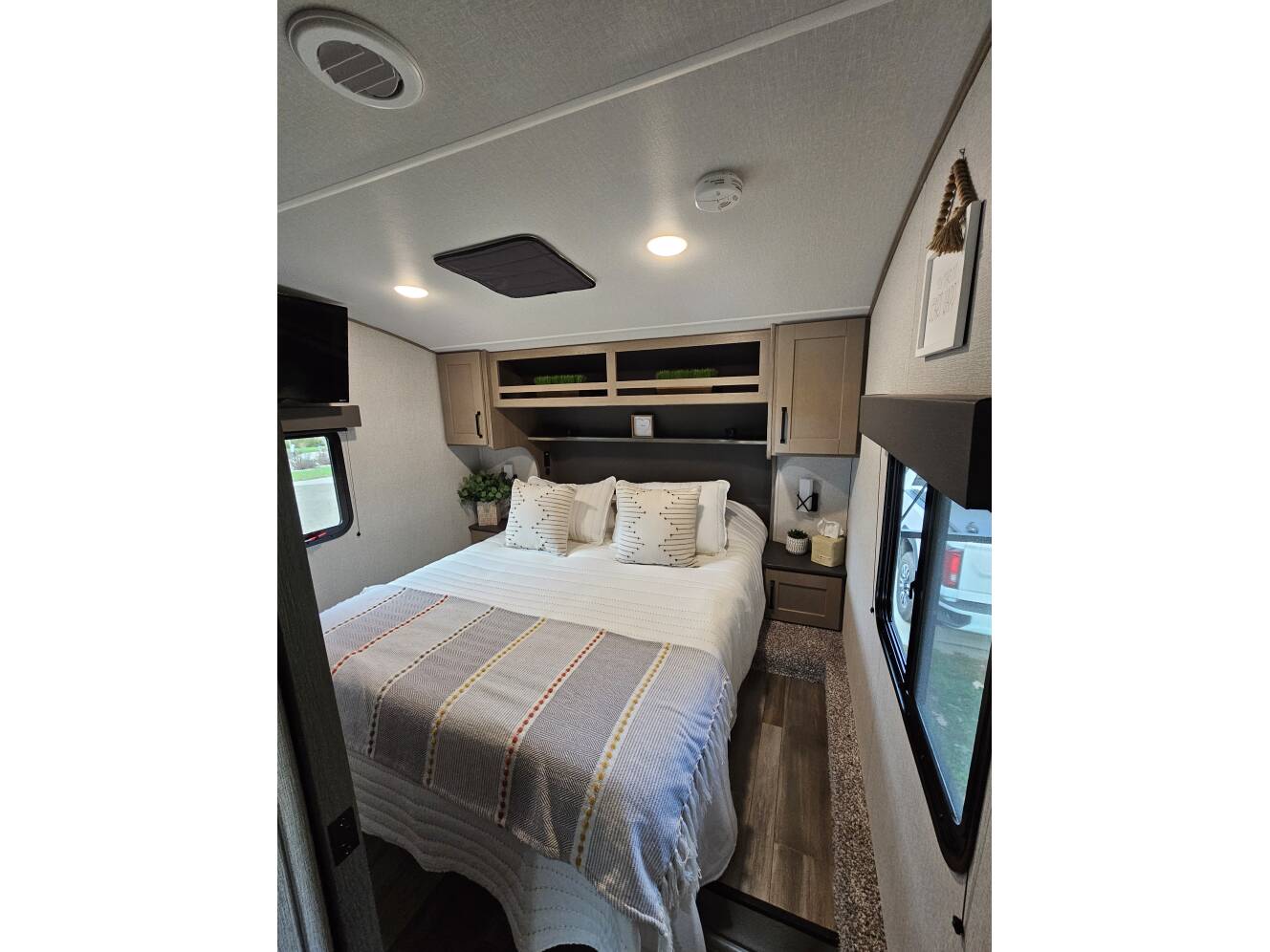 A photo of this 2024 Grand Design REFLECTION 100 SERIES 28RL