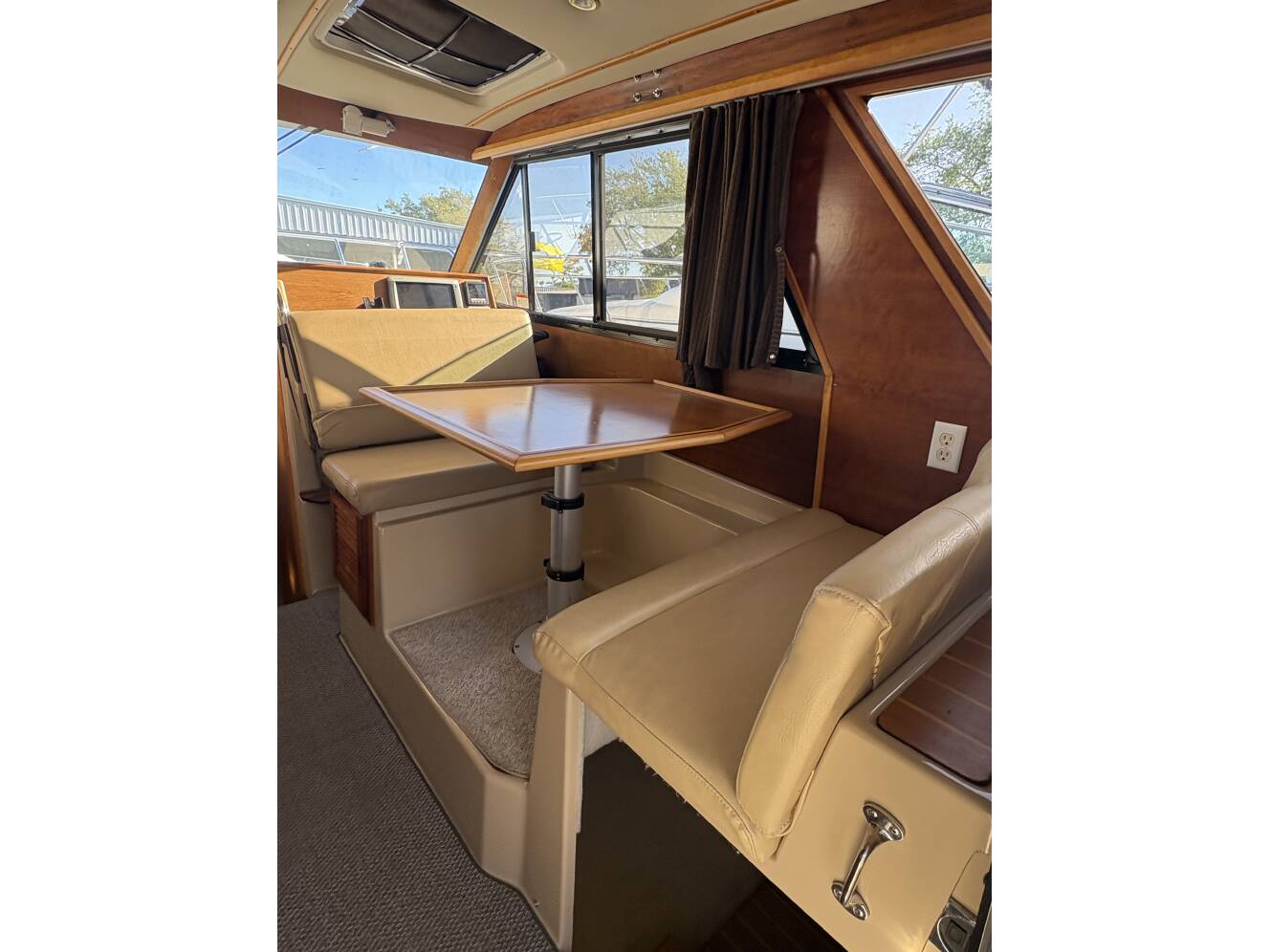 A photo of this 2012 Cutwater 26 Pocket Cruiser