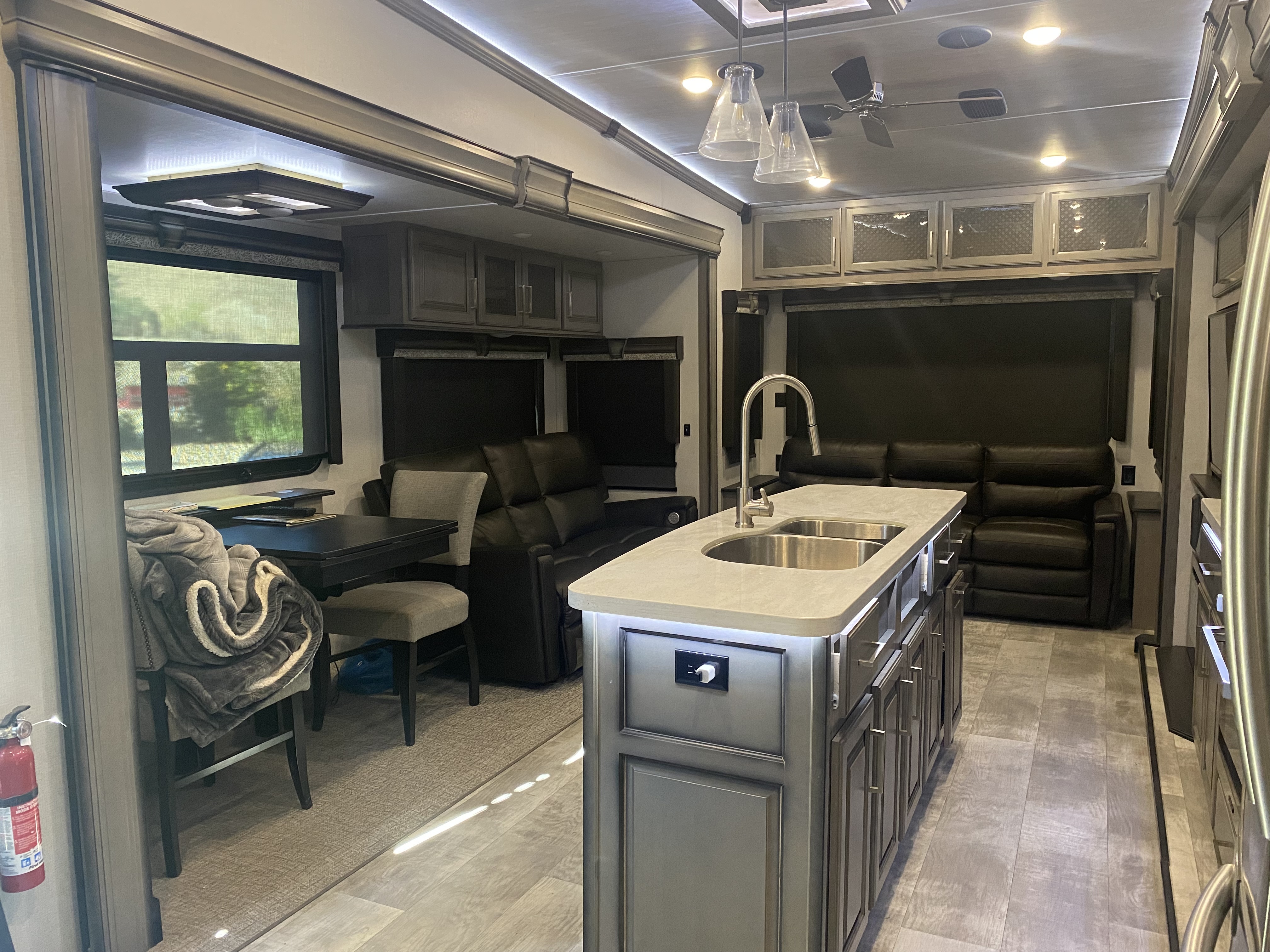 2020 Keystone MONTANA 3781RL in palm desert CA