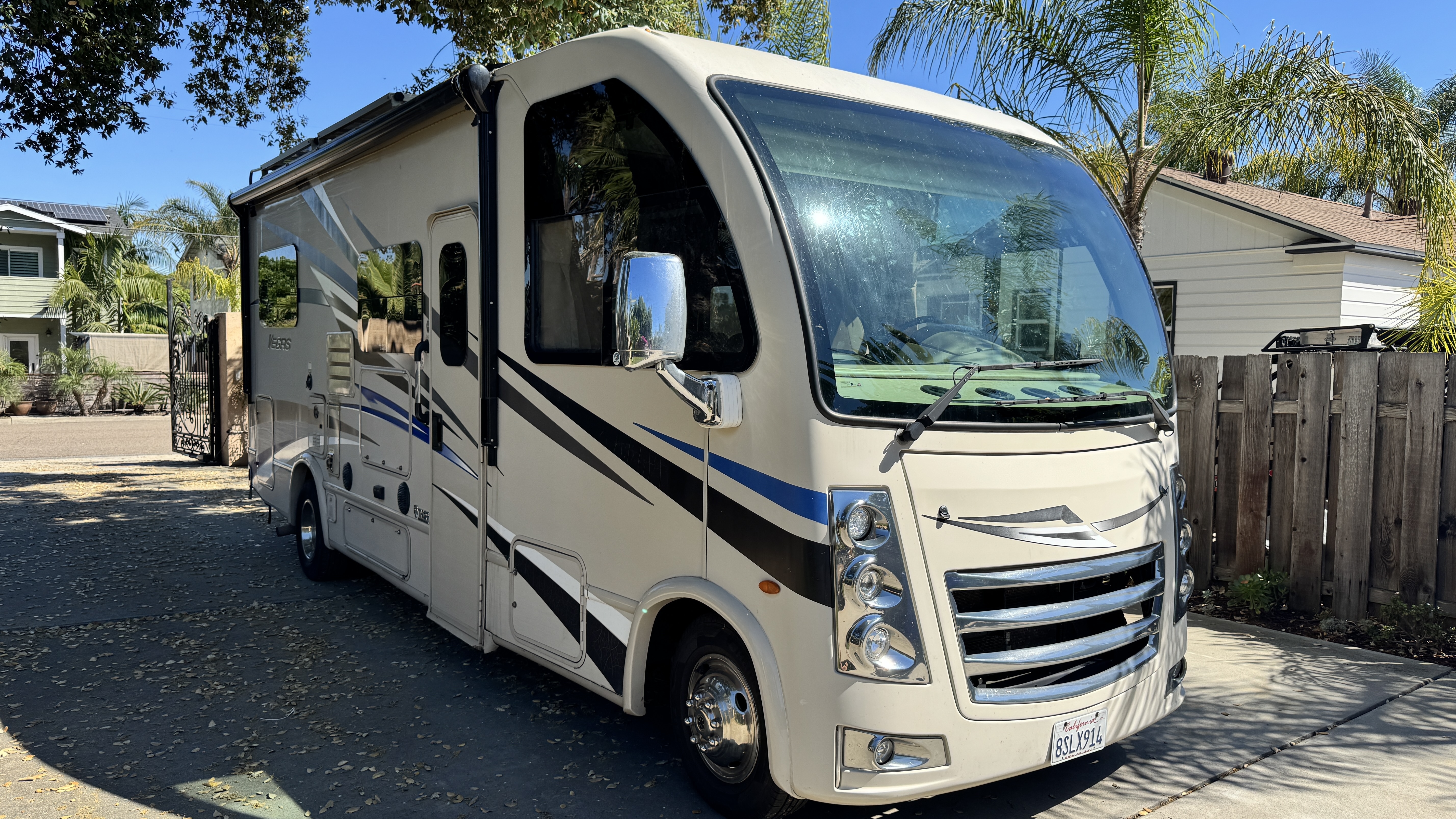2018 Thor Motor Coach VEGAS 24.1 RV