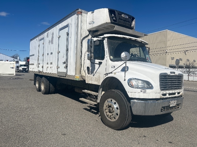 2020 FREIGHTLINER BUSINESS CLASS M2 106 in Londonderry, NH