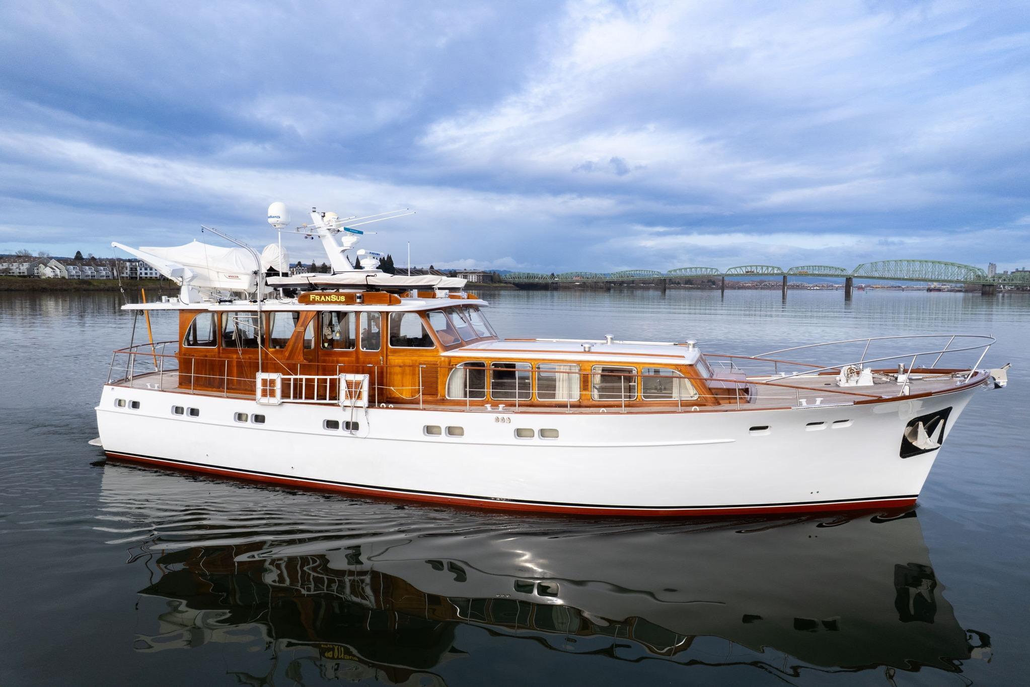 1965 De Vries Lentsch 64 Motoryacht in portland OR