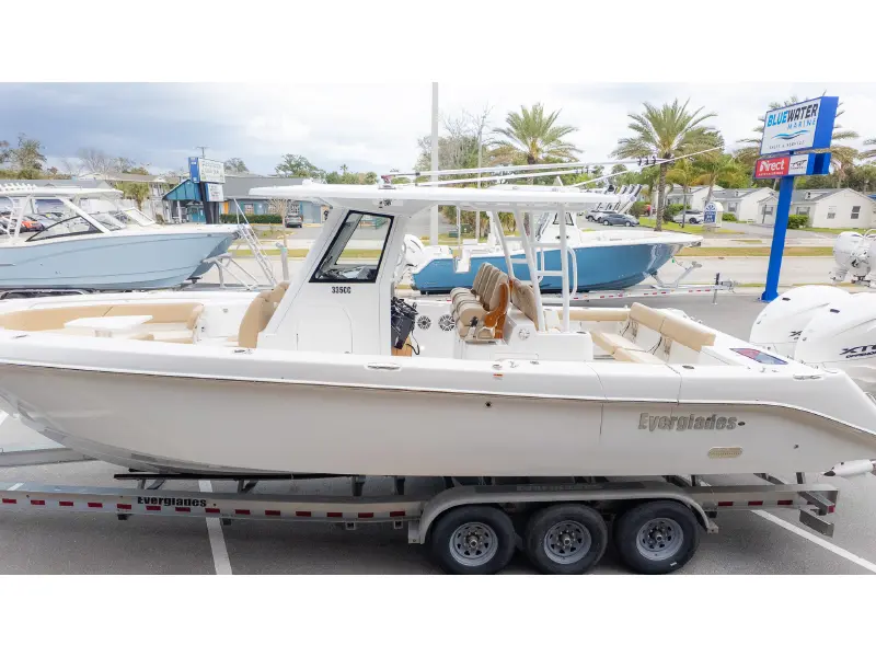 2026 Everglades 335CC