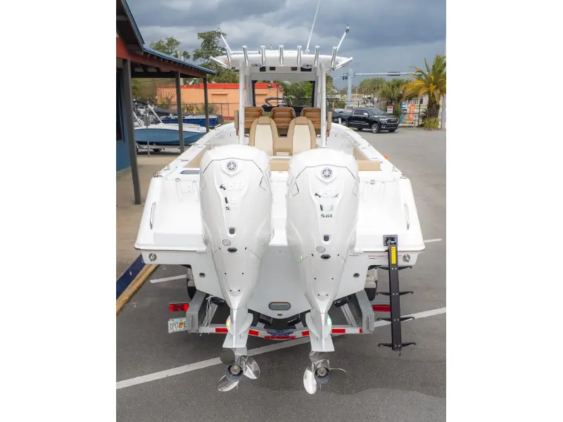 2026 Everglades 335CC