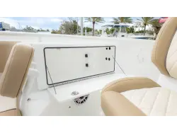 2026 Everglades 335CC