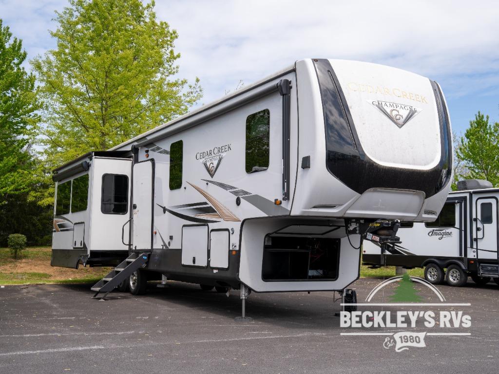 2022 Forest River Rv Cedar Creek Champagne Edition 38EL in thurmont MD