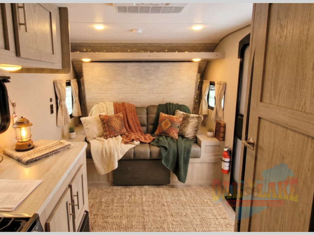 2023 Coachmen Rv Catalina Summit Series 7 164RB in moose lake MN