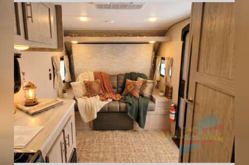2023 Coachmen Rv Catalina Summit Series 7 164RB in moose lake MN