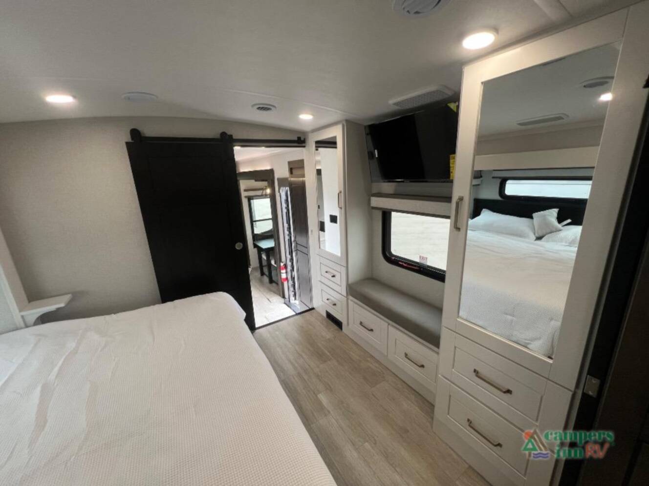 A photo of this 2026 Heartland Bighorn 39FL