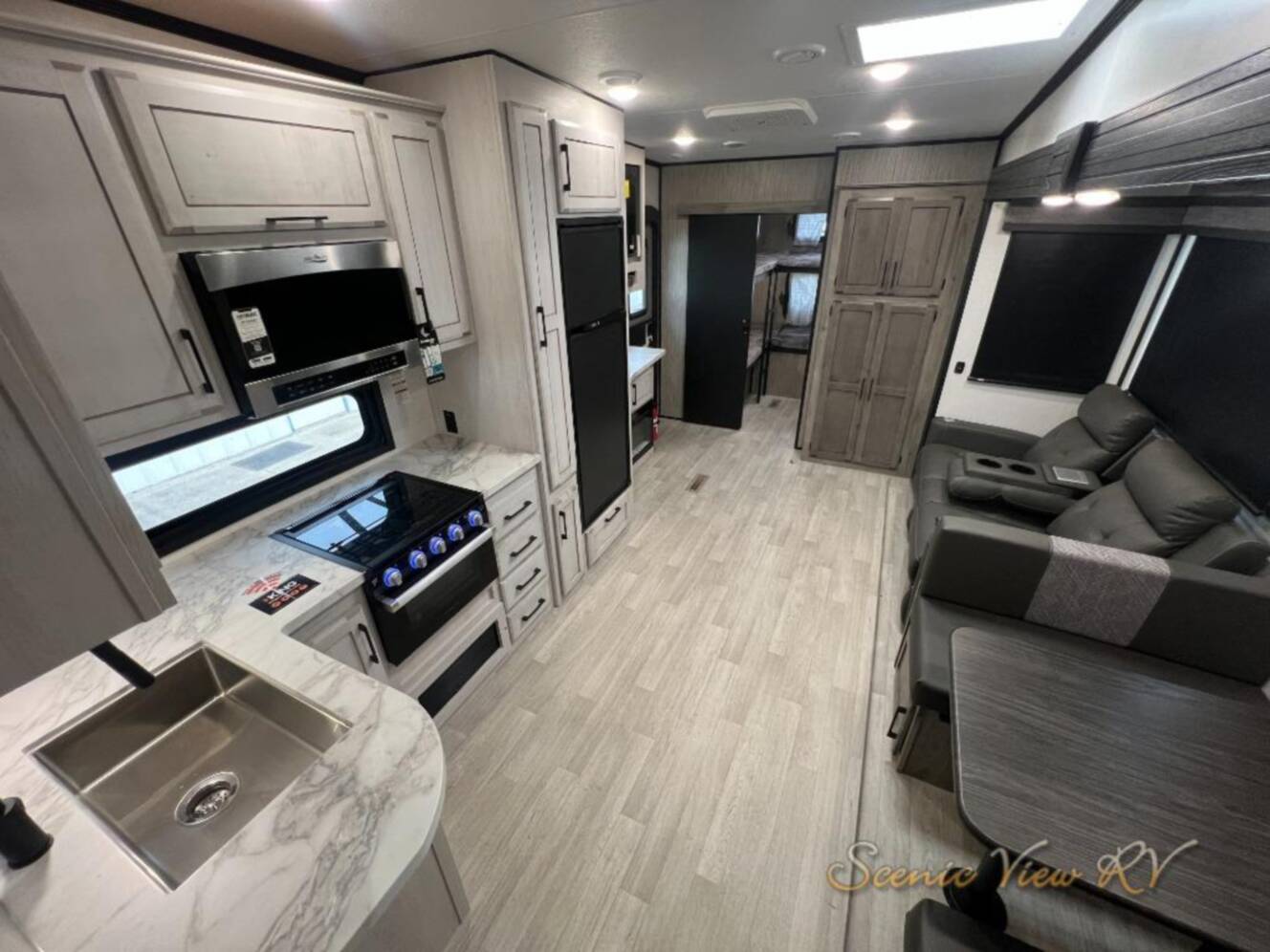A photo of this 2023 Kz Durango Half-Ton D274BHD