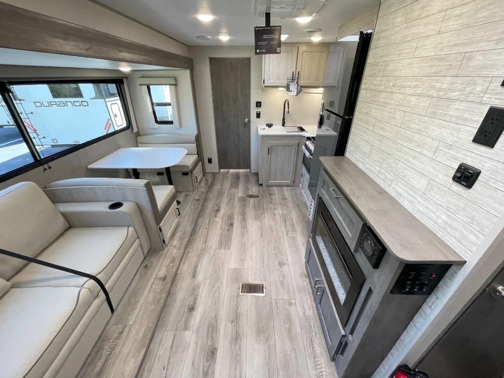 2026 Coachmen Rv Catalina Legacy Edition 333DORM in huntsville AL