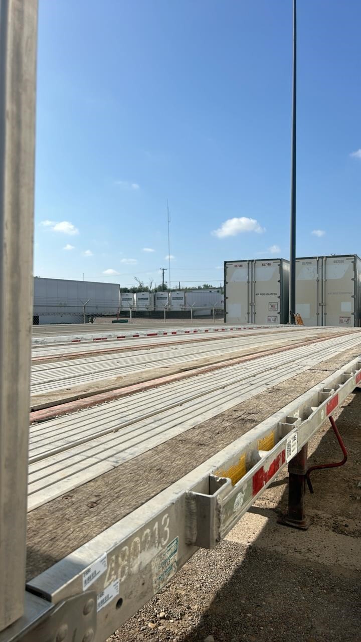 2013 UTILITY in Laredo, TX