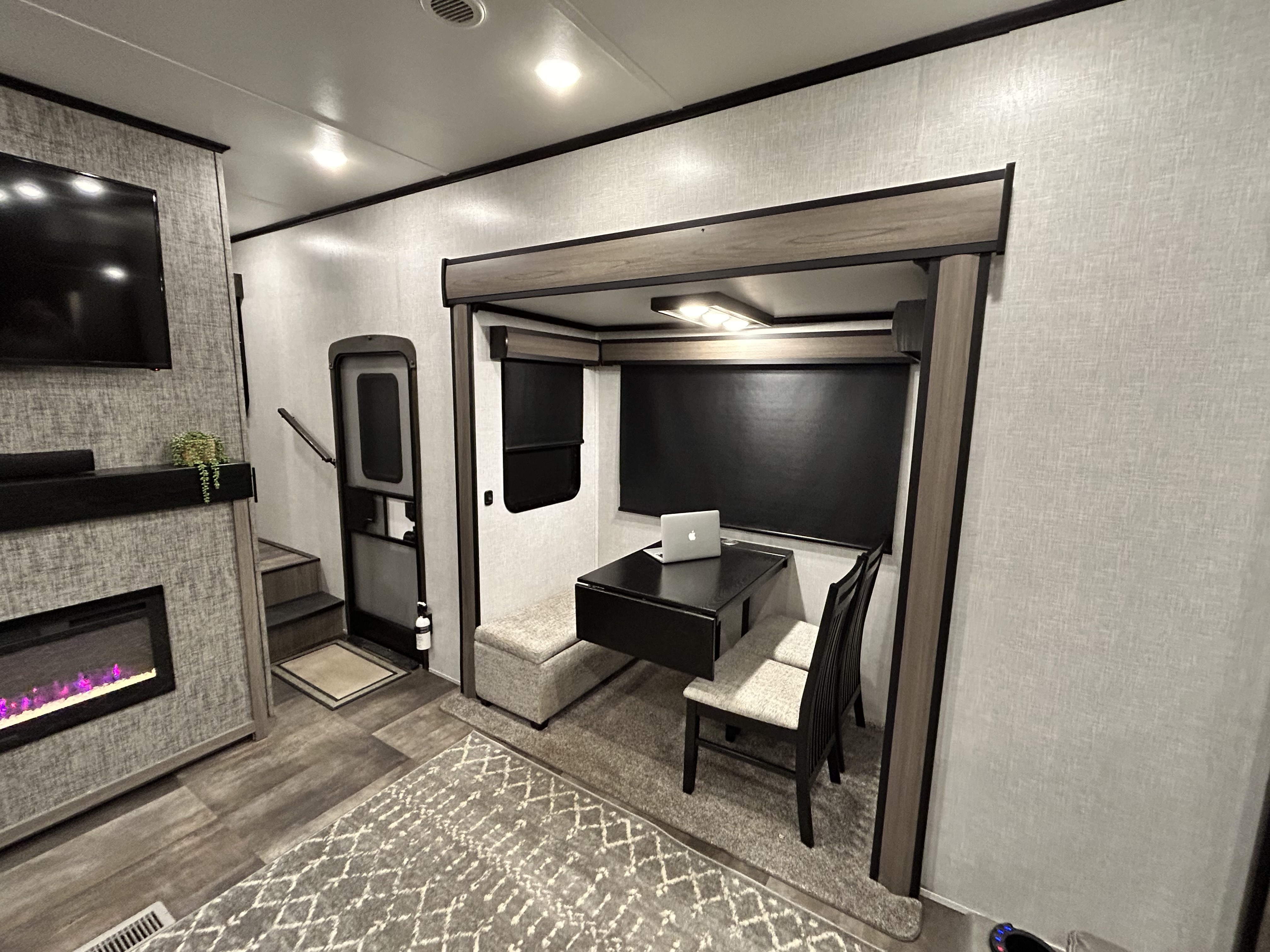 2021 Crossroads CAMEO CE3975CK in corunna MI