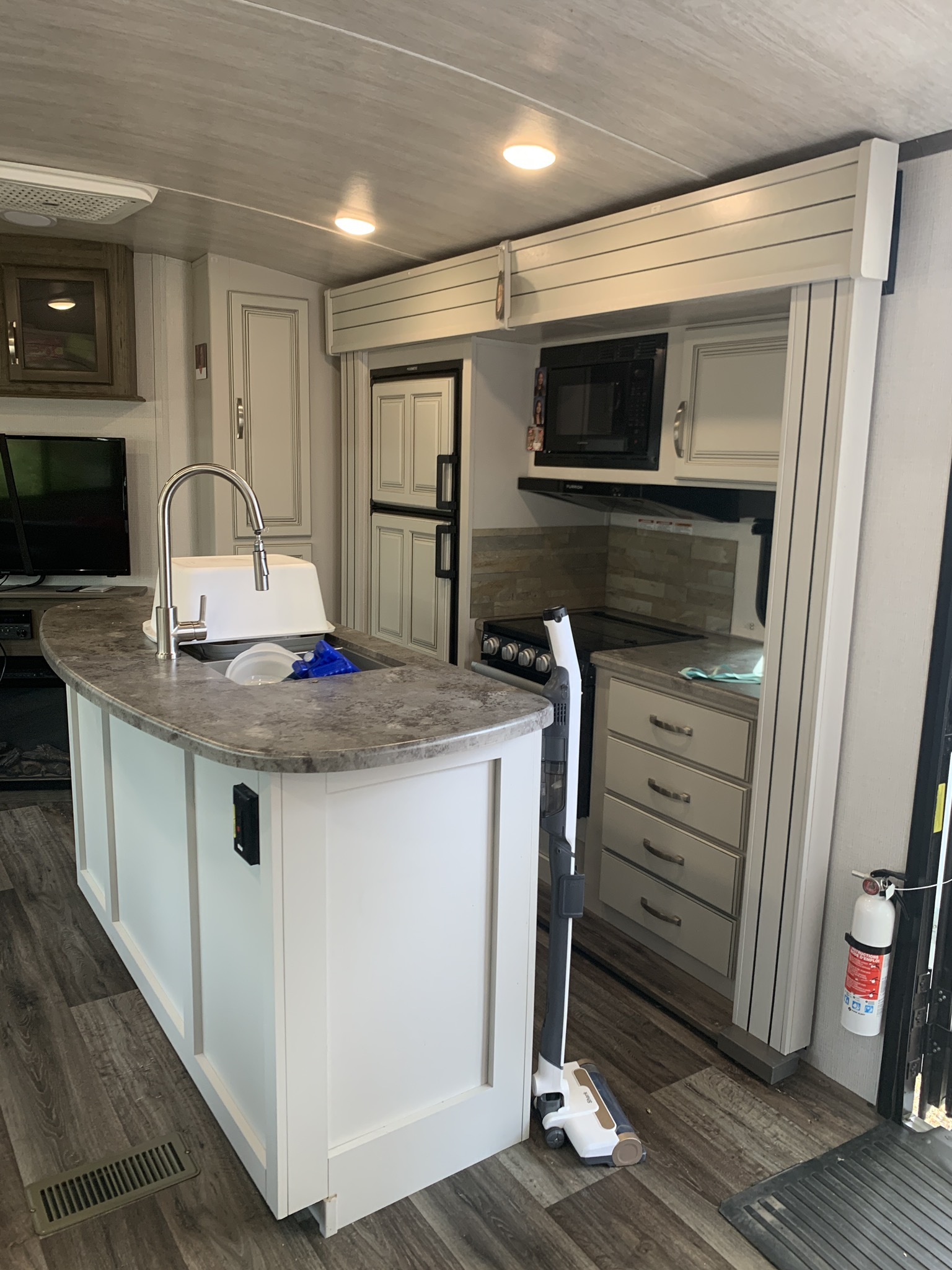 2023 Keystone COUGAR HALF-TON 31BHKWE in warsaw NC