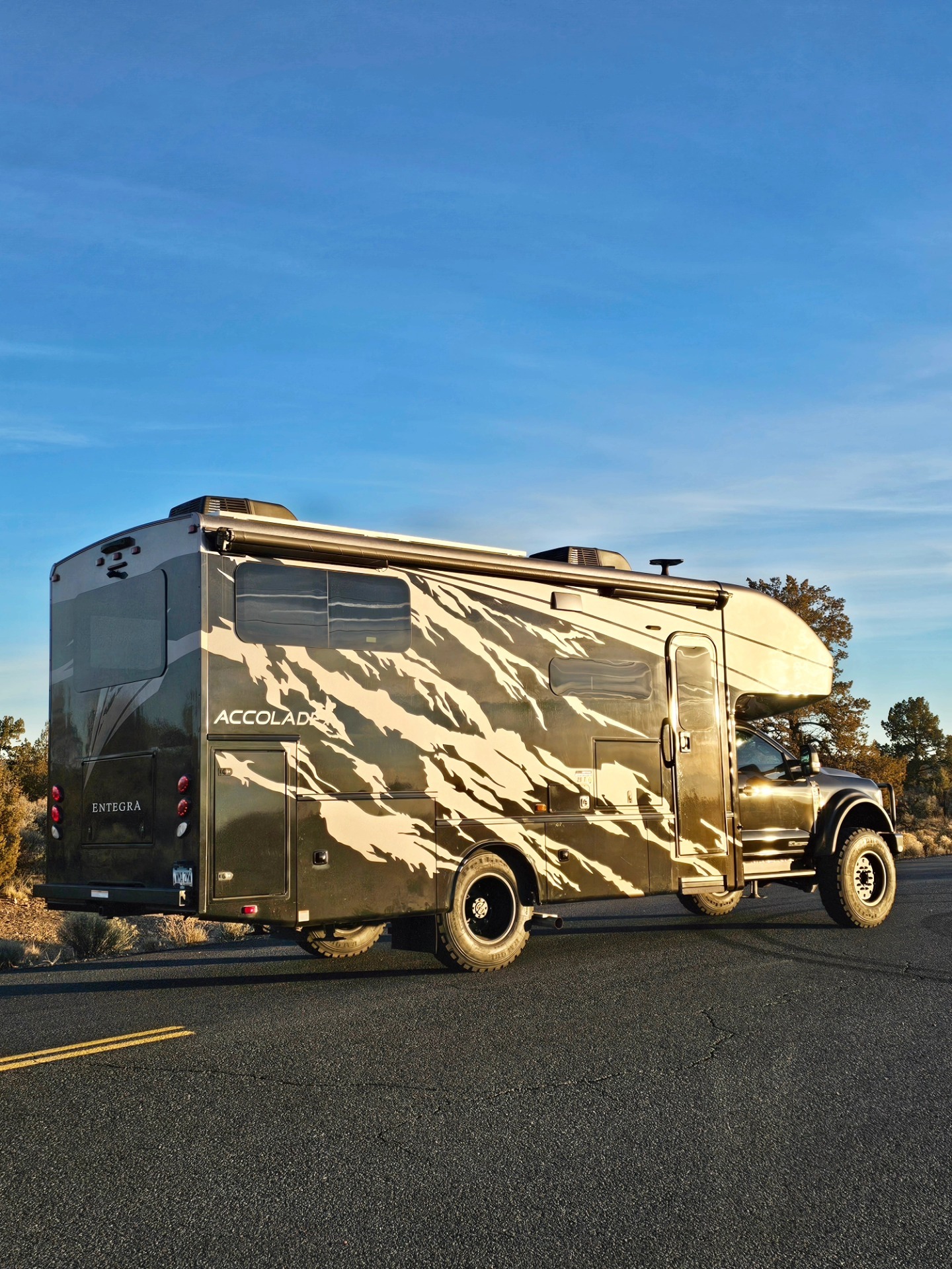 2024 Entegra Coach ACCOLADE XT 29T in surprise AZ