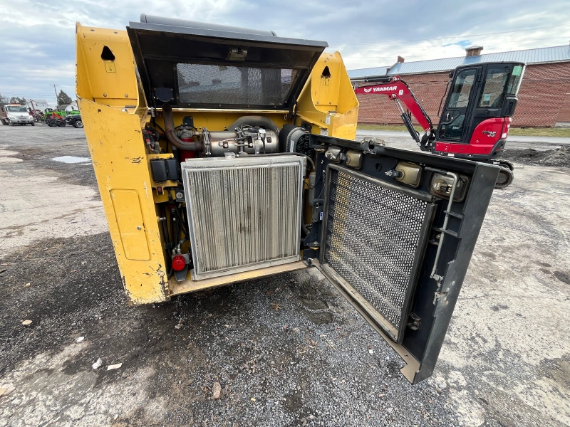 2019 YANMAR T175