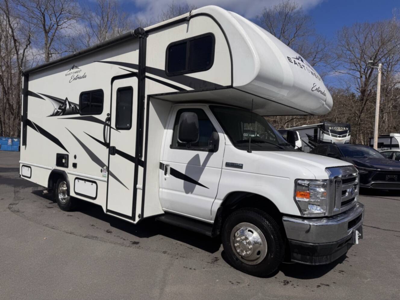 A photo of this 2023 East To West ENTRADA 2200S
