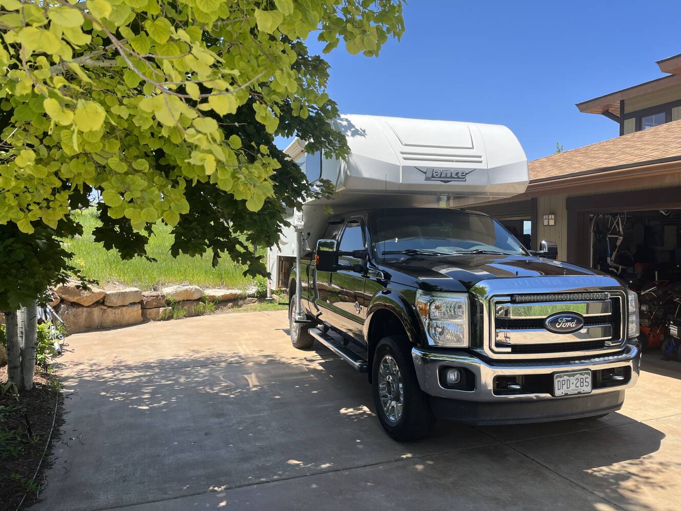 A photo of this 2019 Lance 825 Truck Camper