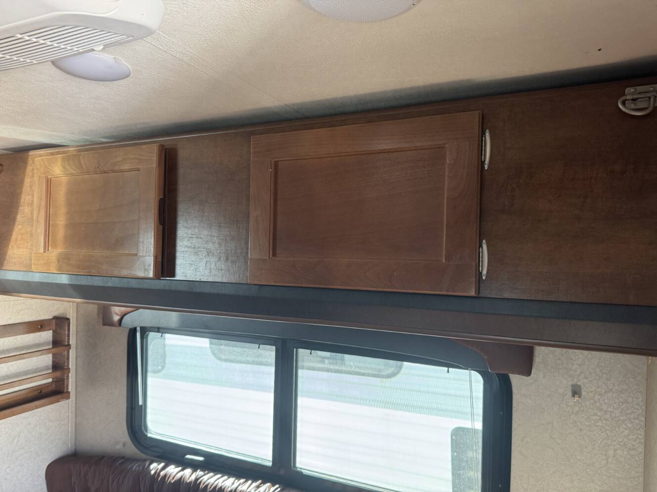 A photo of this 2019 Lance 825 Truck Camper