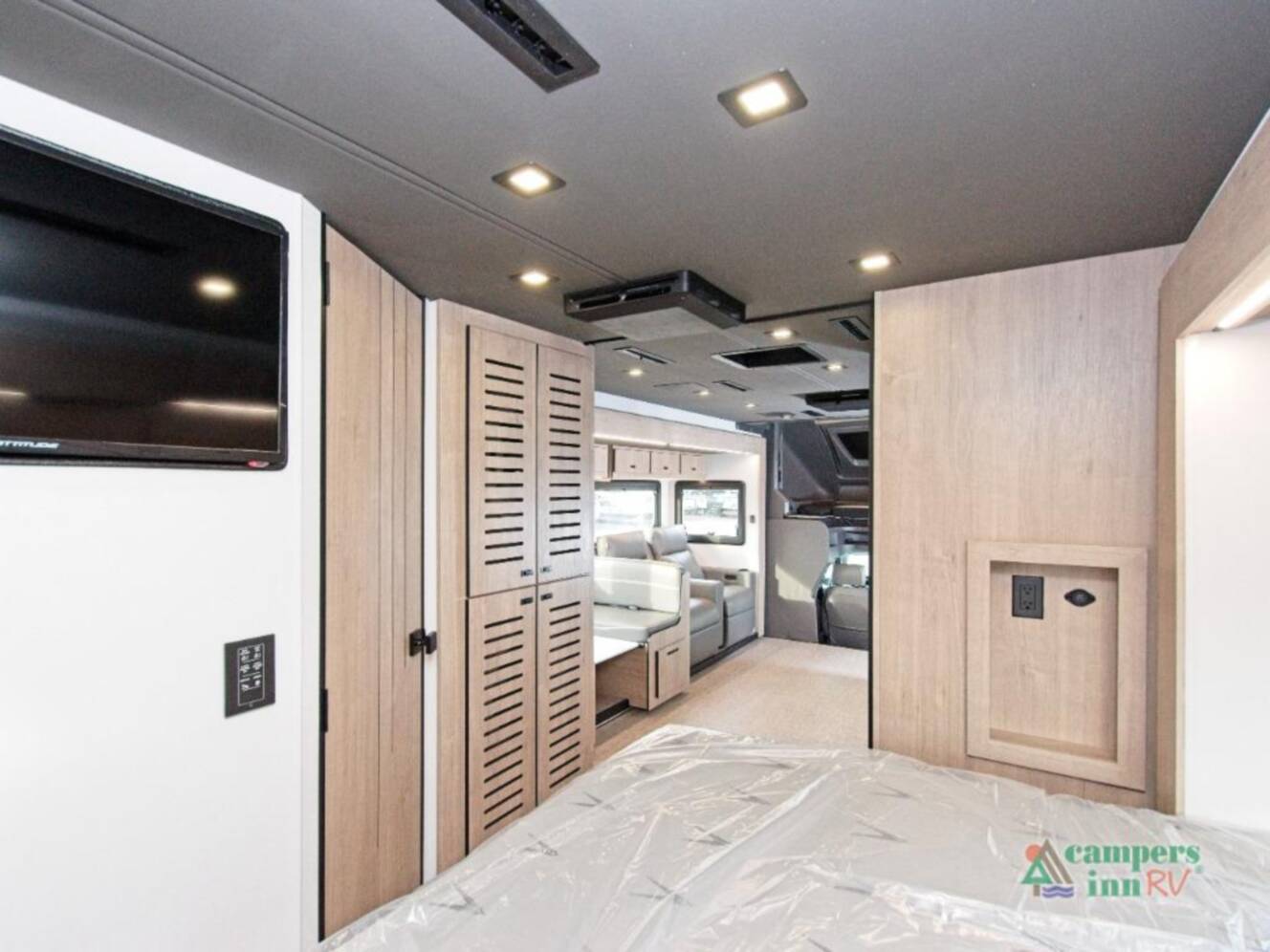 A photo of this 2026 Grand Design Lineage Series F 31ZW