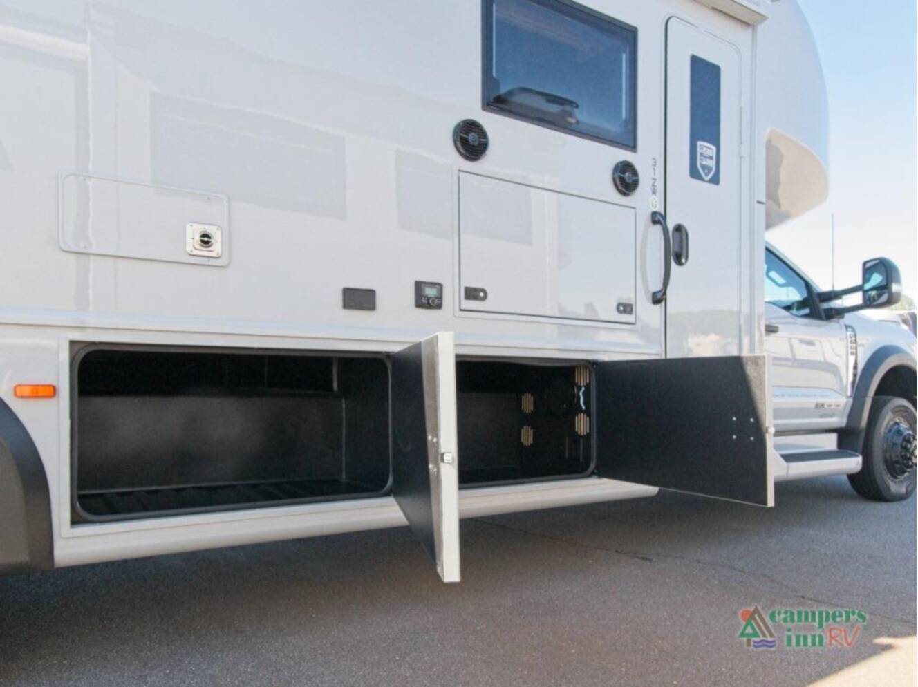 A photo of this 2026 Grand Design Lineage Series F 31ZW