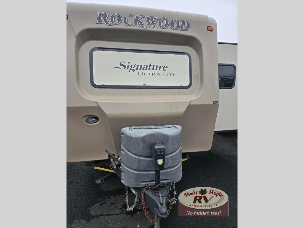 2016 Forest River Rv Rockwood Signature Ultra Lite 8329SS in east earl PA
