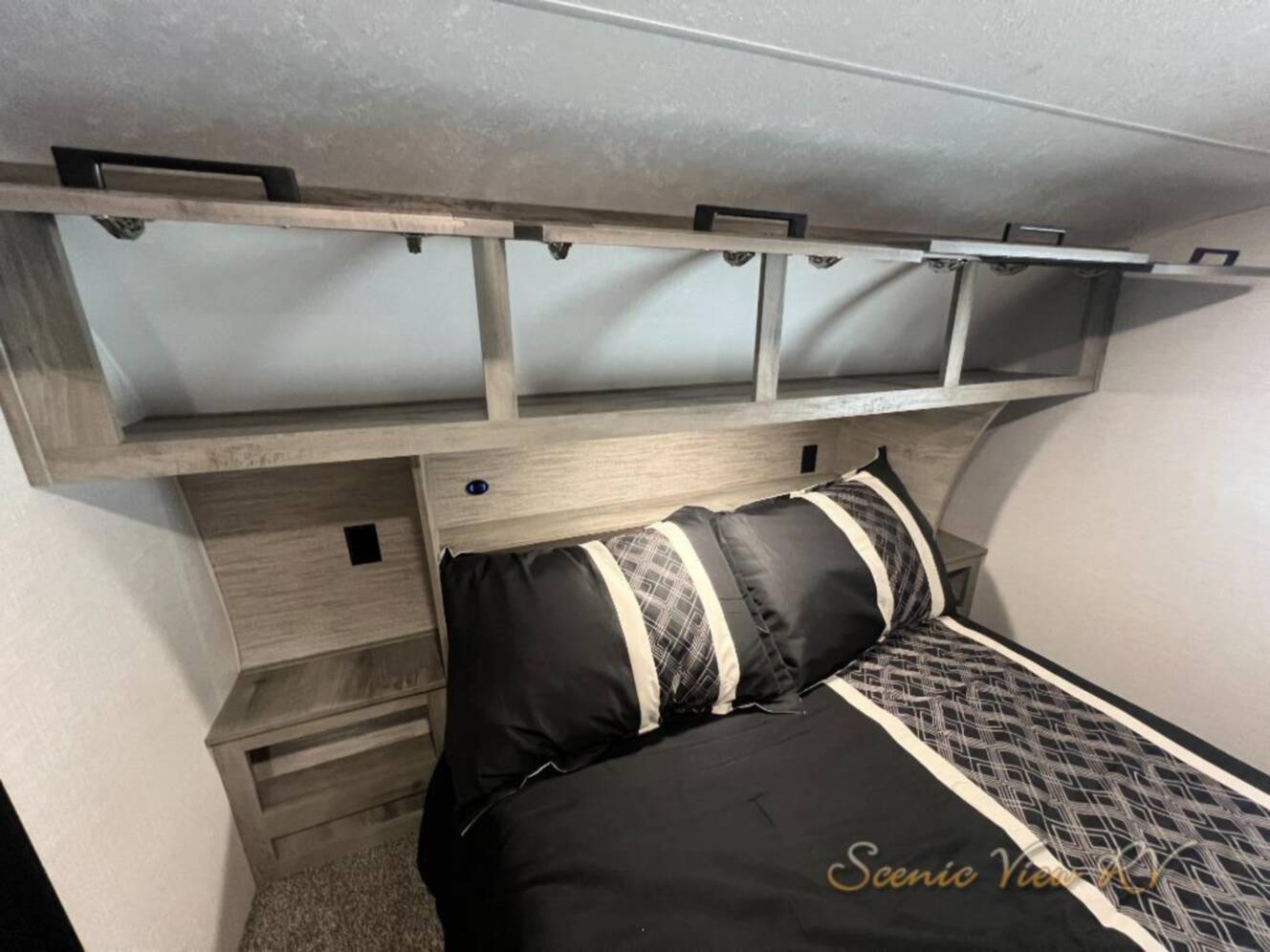 A photo of this 2023 Kz Durango Half-Ton D274BHD