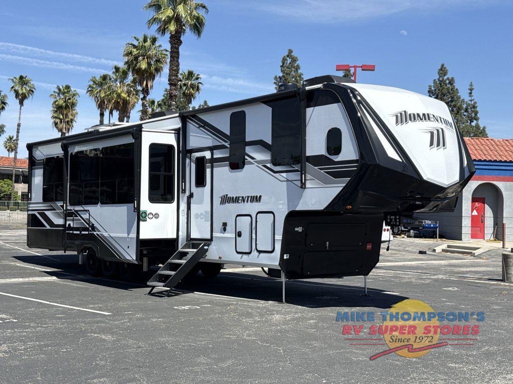 2026 Grand Design Momentum 395MS in fountain valley CA