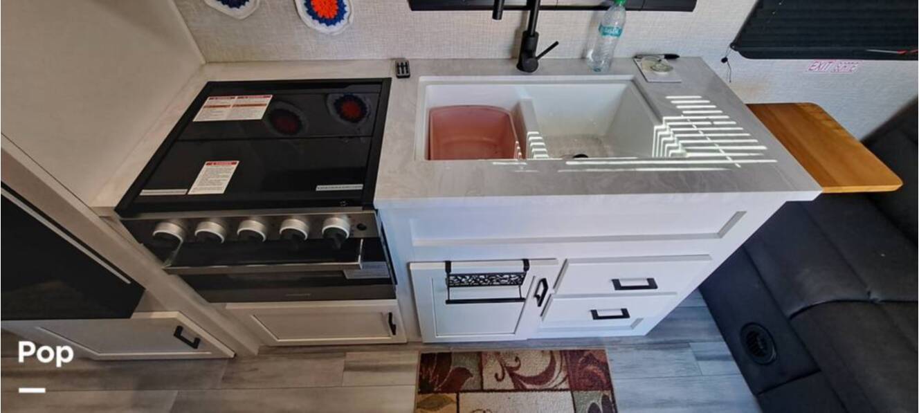 A photo of this 2024 Jayco Jay Flight SLX 260BHW