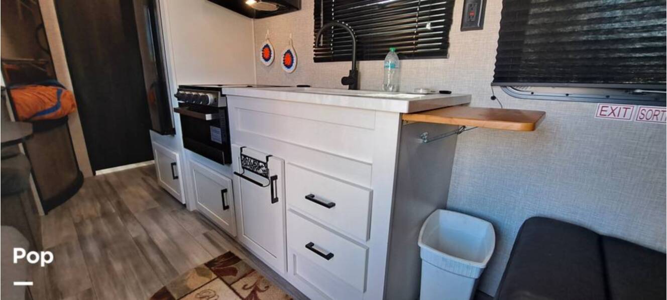 A photo of this 2024 Jayco Jay Flight SLX 260BHW