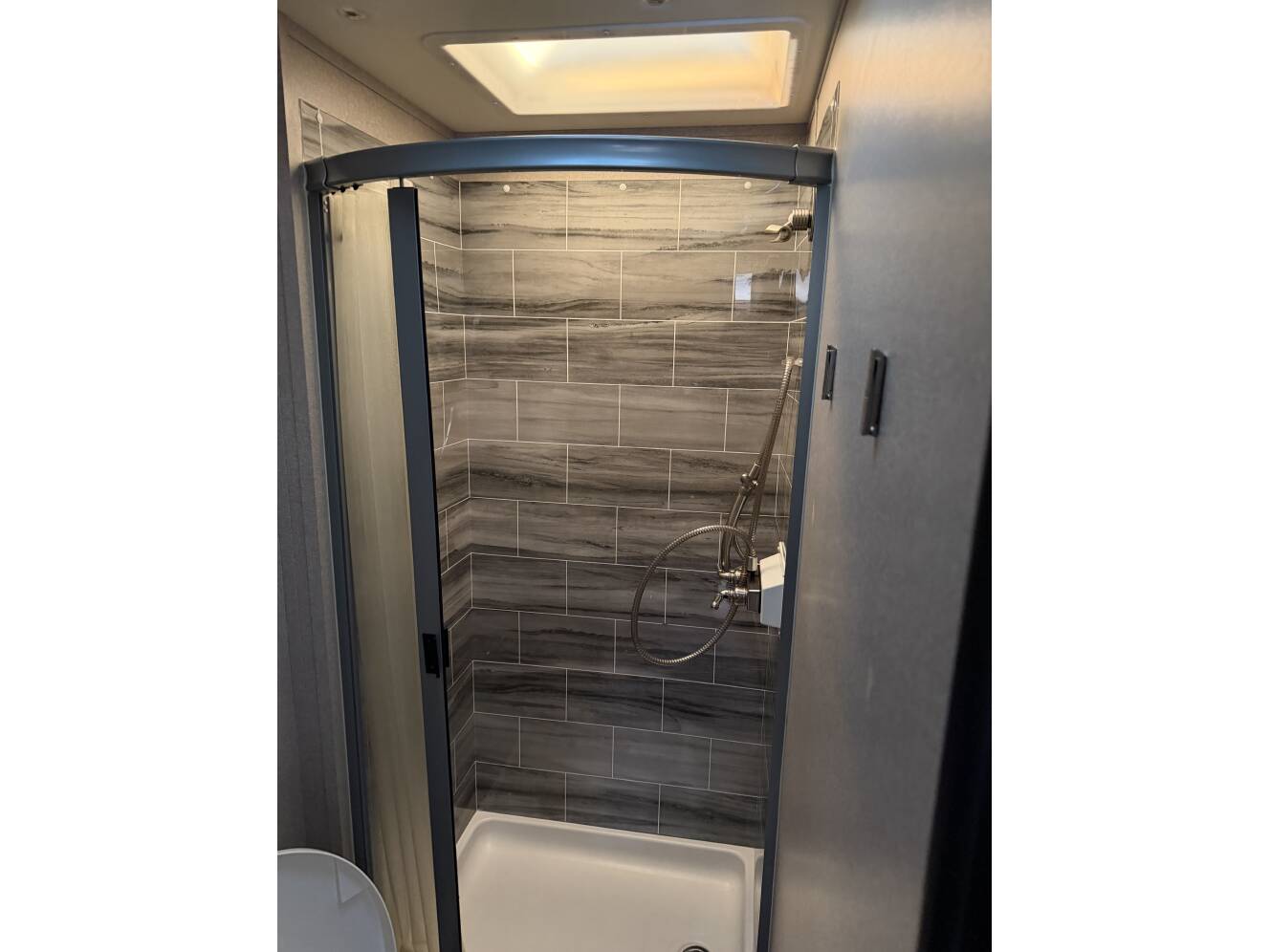 A photo of this 2020 Dynamax Corp ISATA 3 SERIES 24FWM