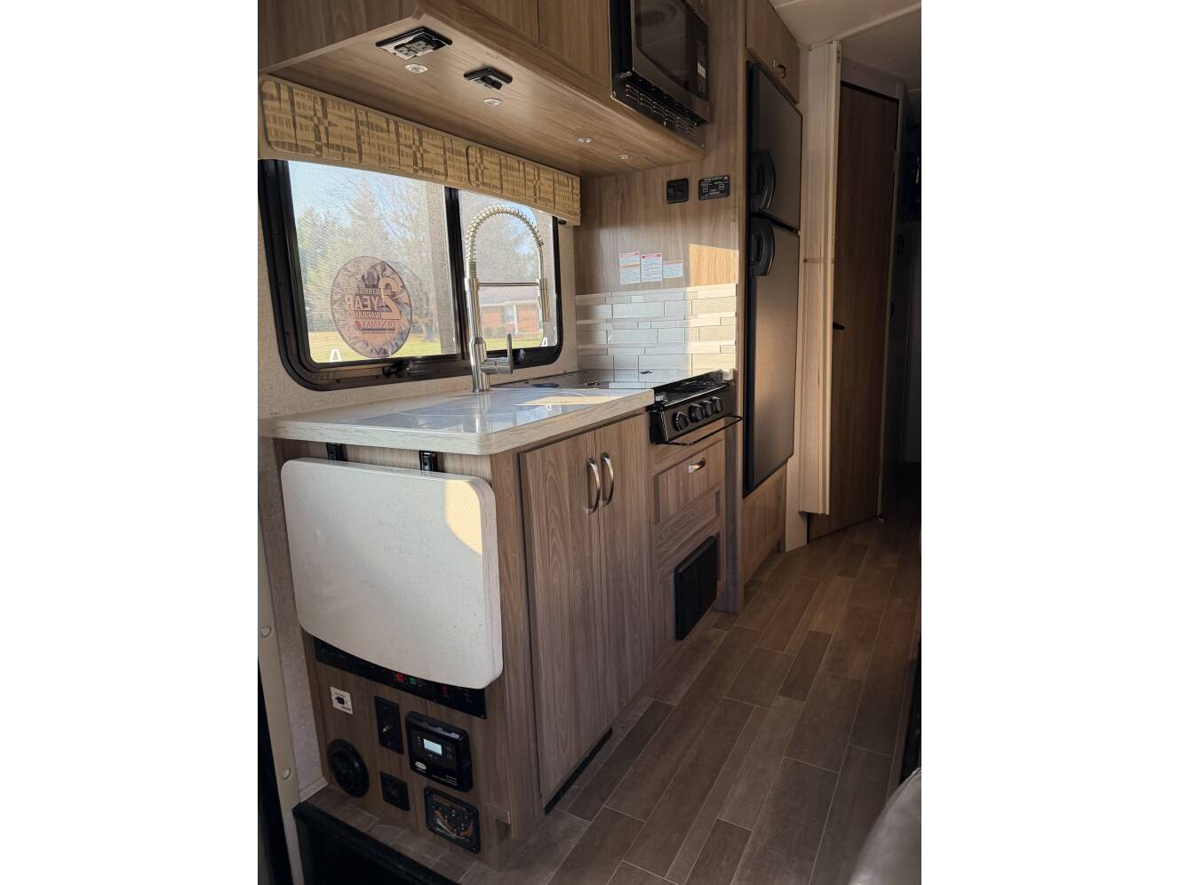 A photo of this 2020 Dynamax Corp ISATA 3 SERIES 24FWM