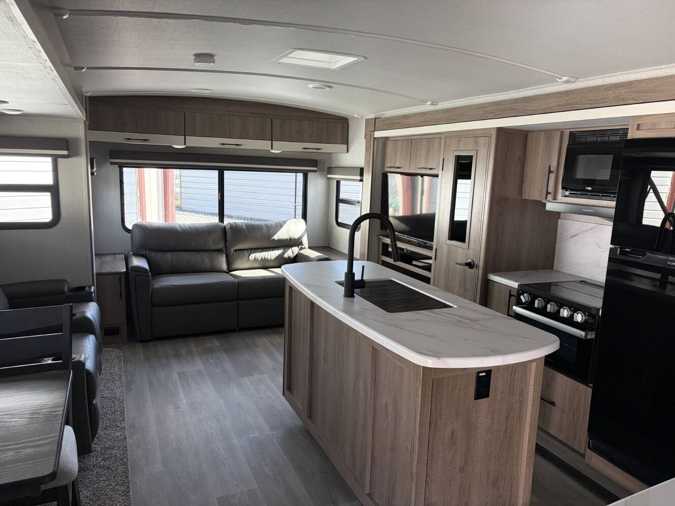 A photo of this 2024 Grand Design IMAGINE 2970RL