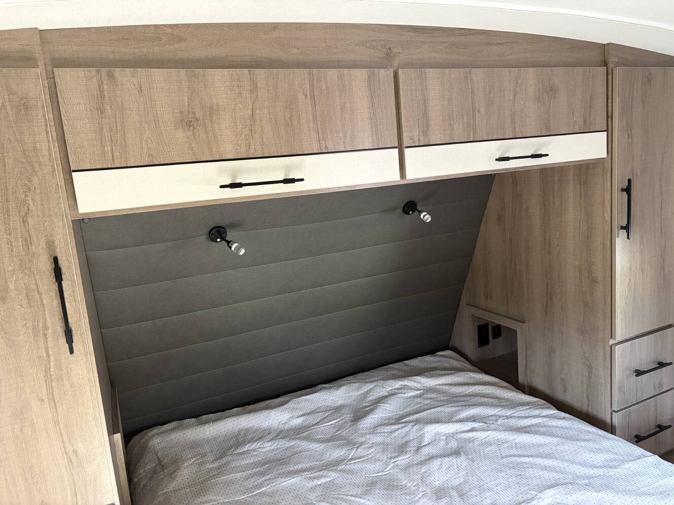 A photo of this 2024 Grand Design IMAGINE 2970RL