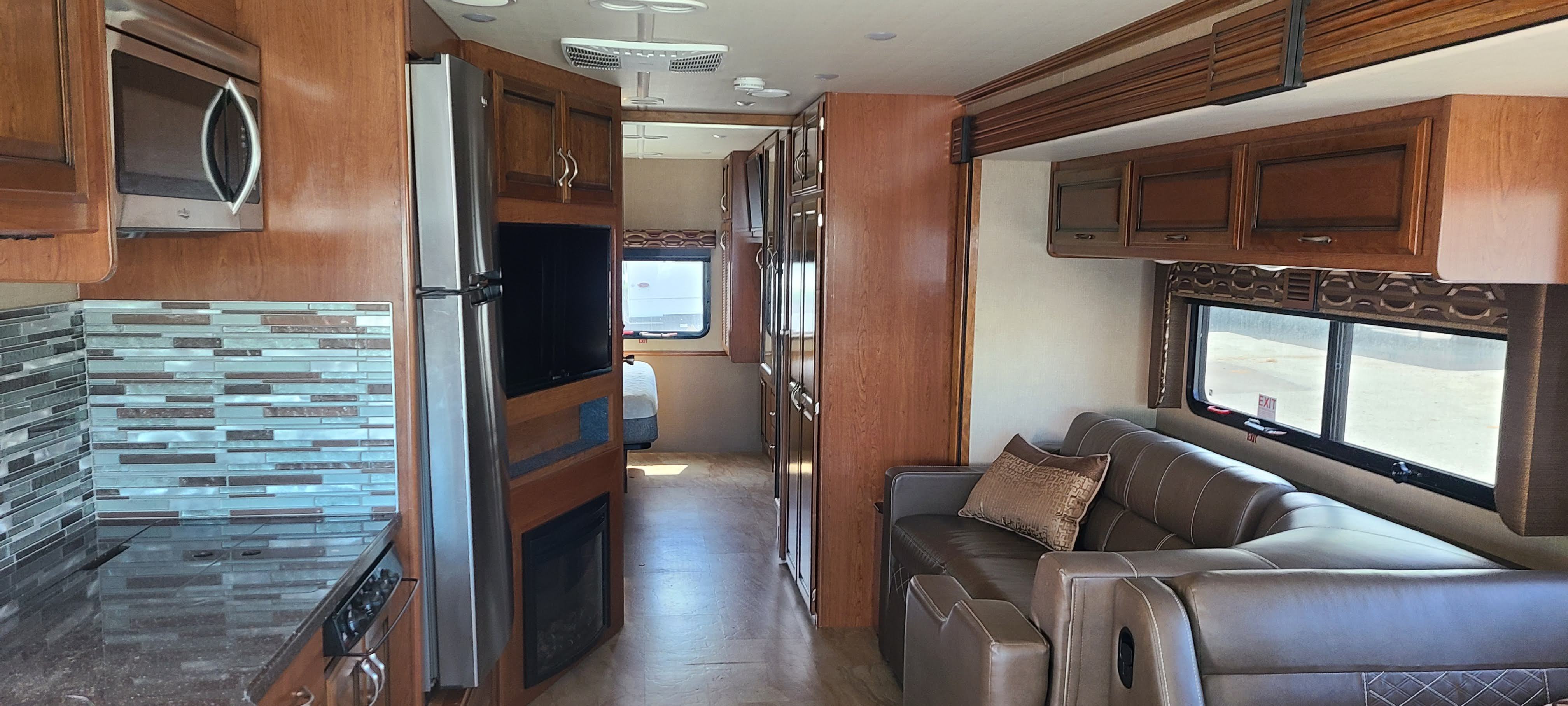 2018 Fleetwood STORM 32A in renton WA