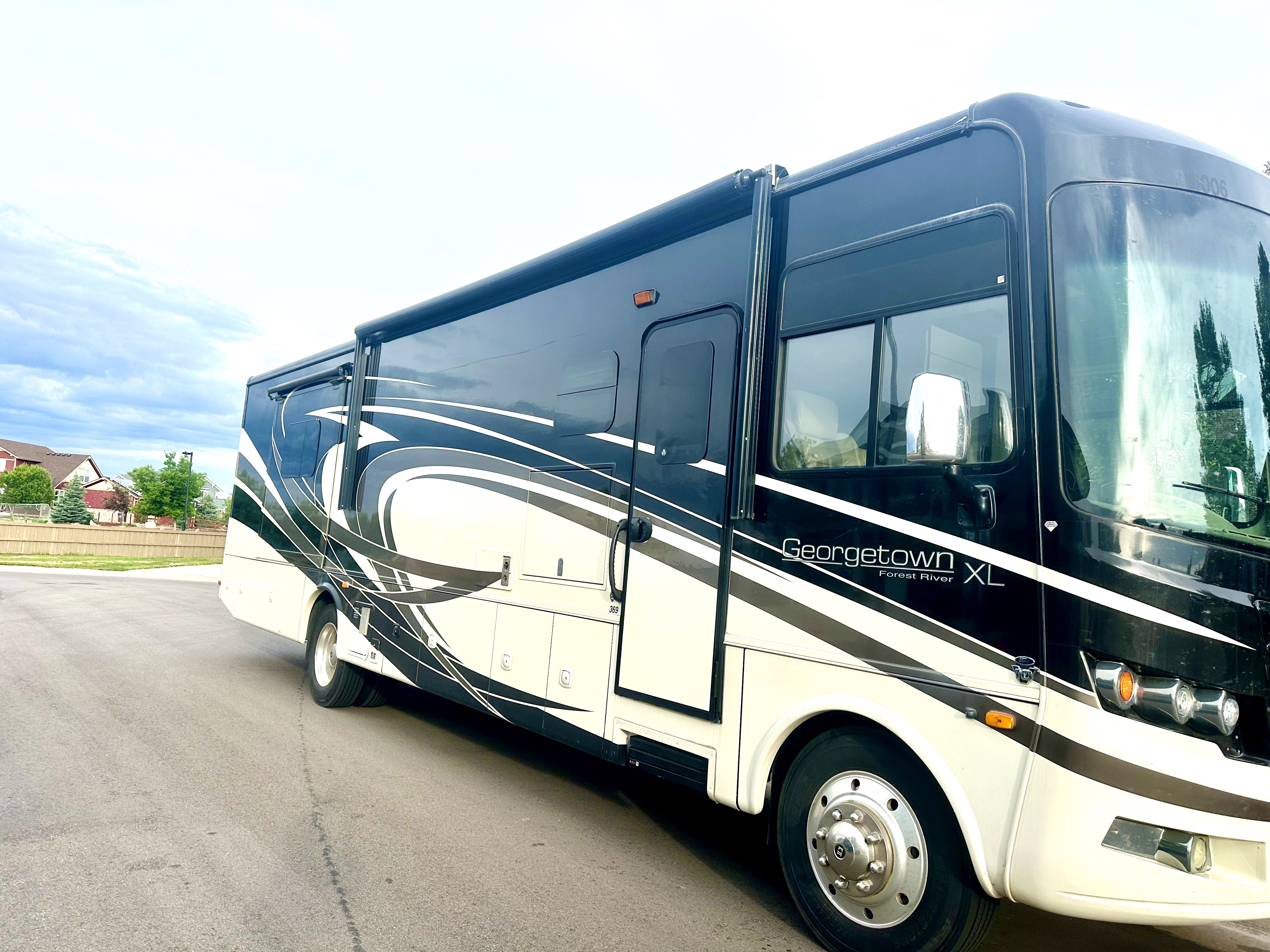 2016 Forest River GEORGETOWN XL 369DS RV