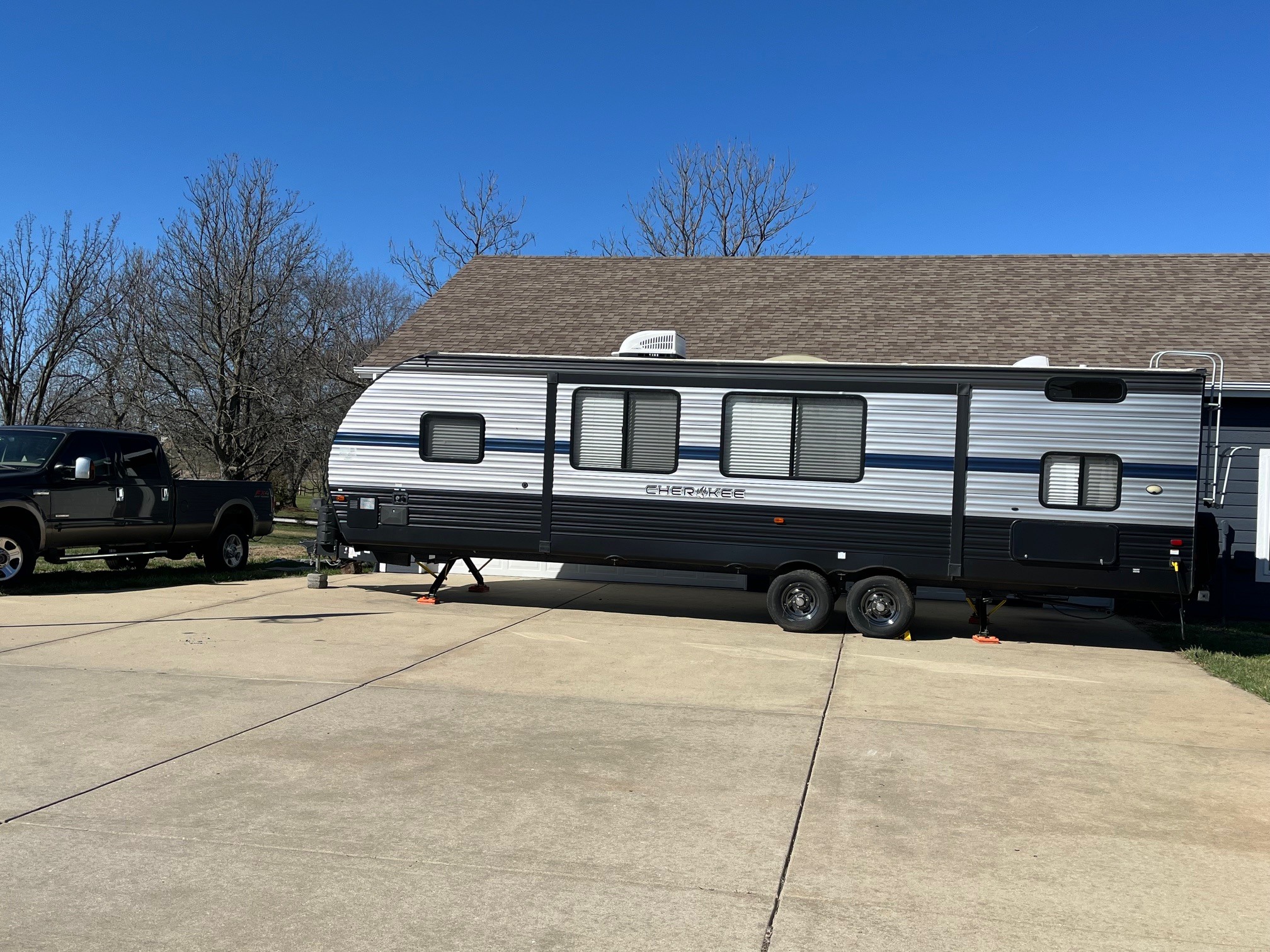 2019 Forest River CHEROKEE GREY WOLF 284DBH RV