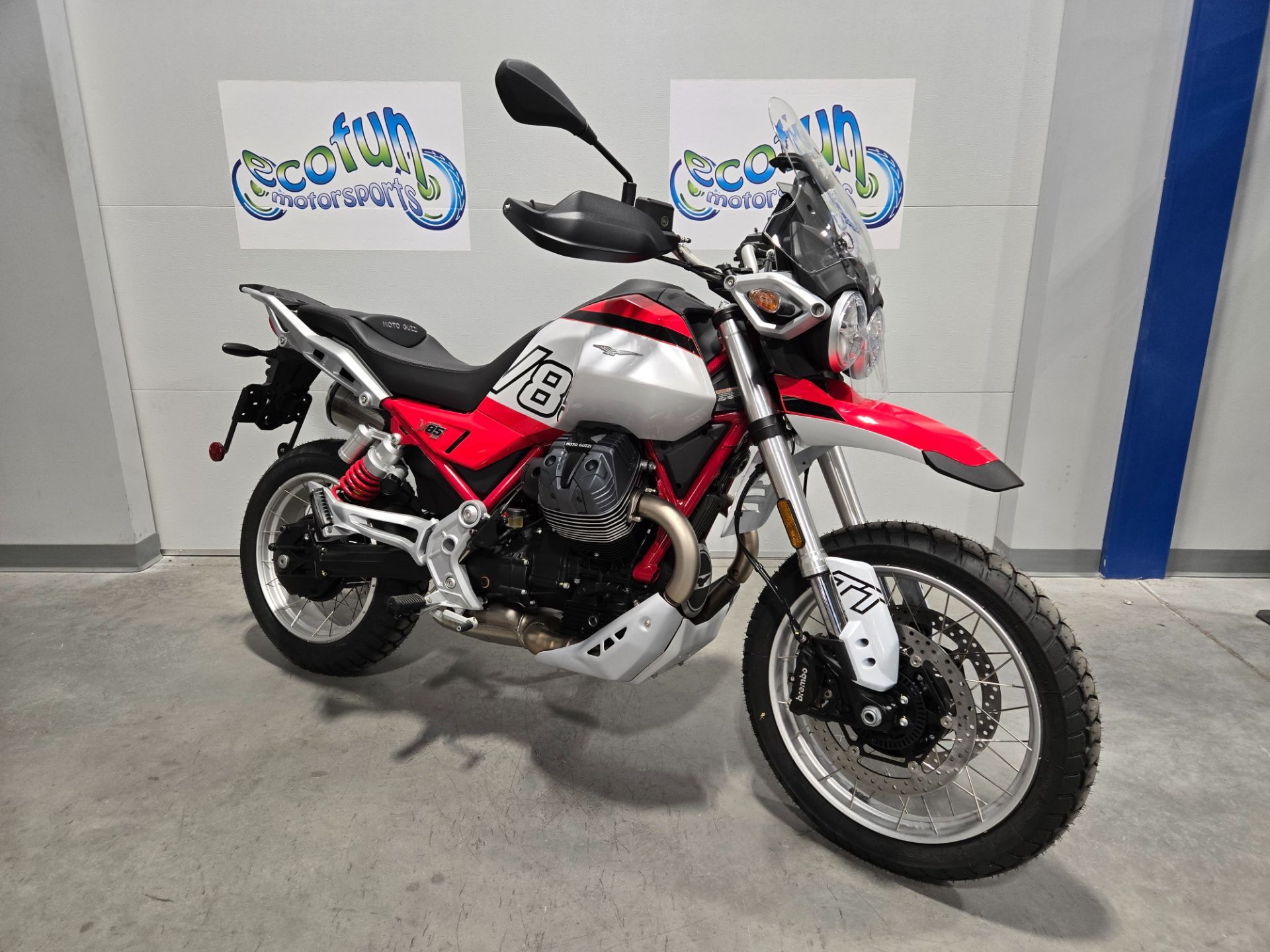 2025 Moto Guzzi V85 TT TT in Forest Lake, MN