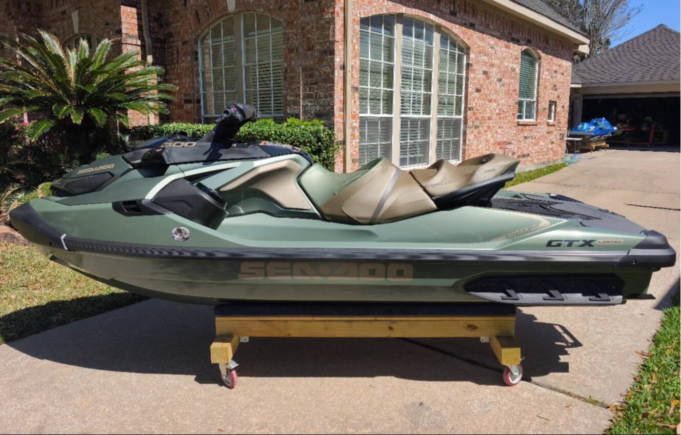 A photo of this 2023 Sea-Doo GTX 300 IDF AND IBR