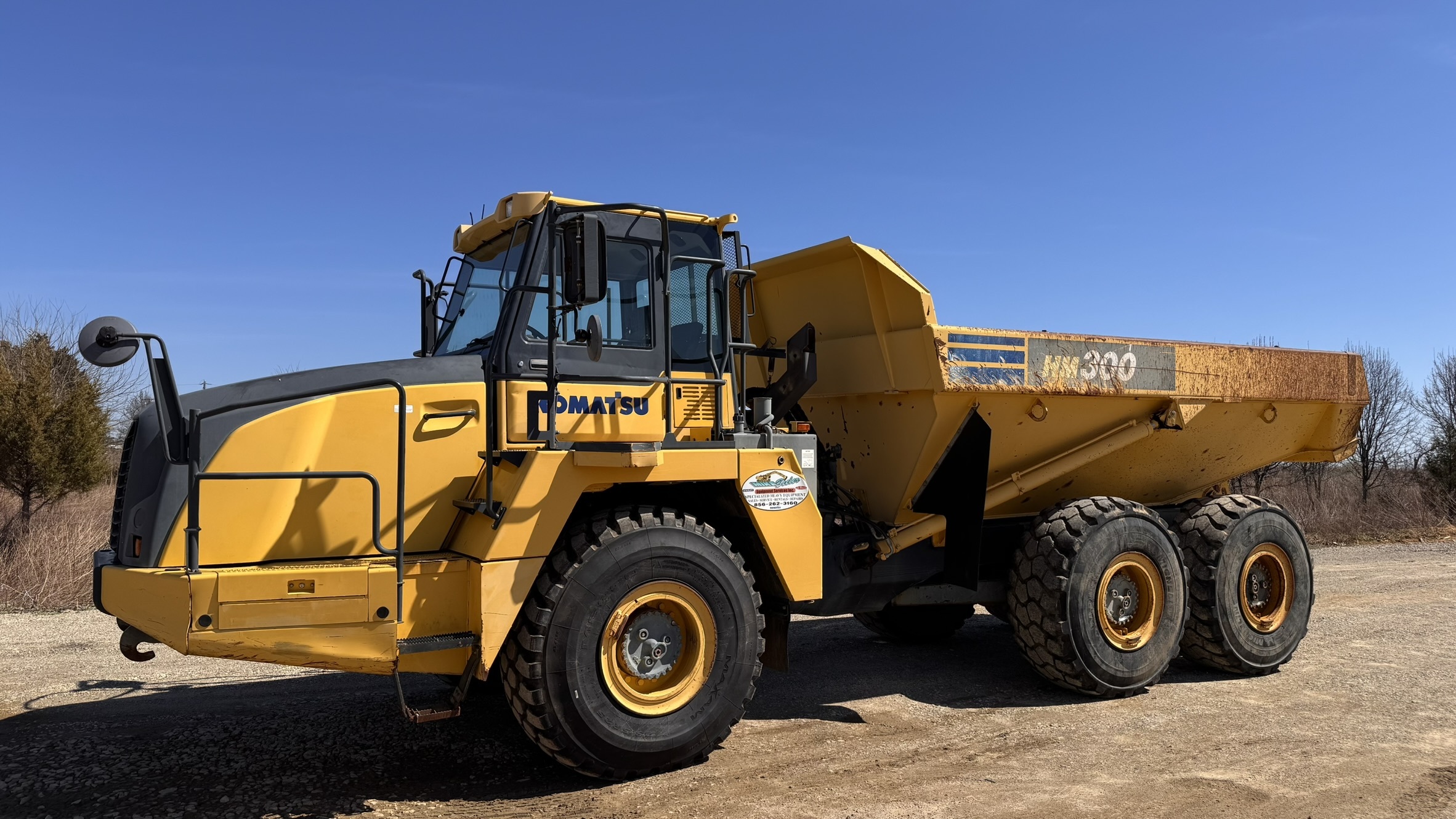 2014 KOMATSU HM300-3 in Glassboro, NJ