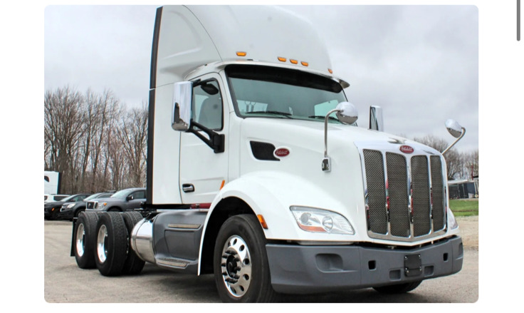 2020 PETERBILT 579 in Harper Woods, MI