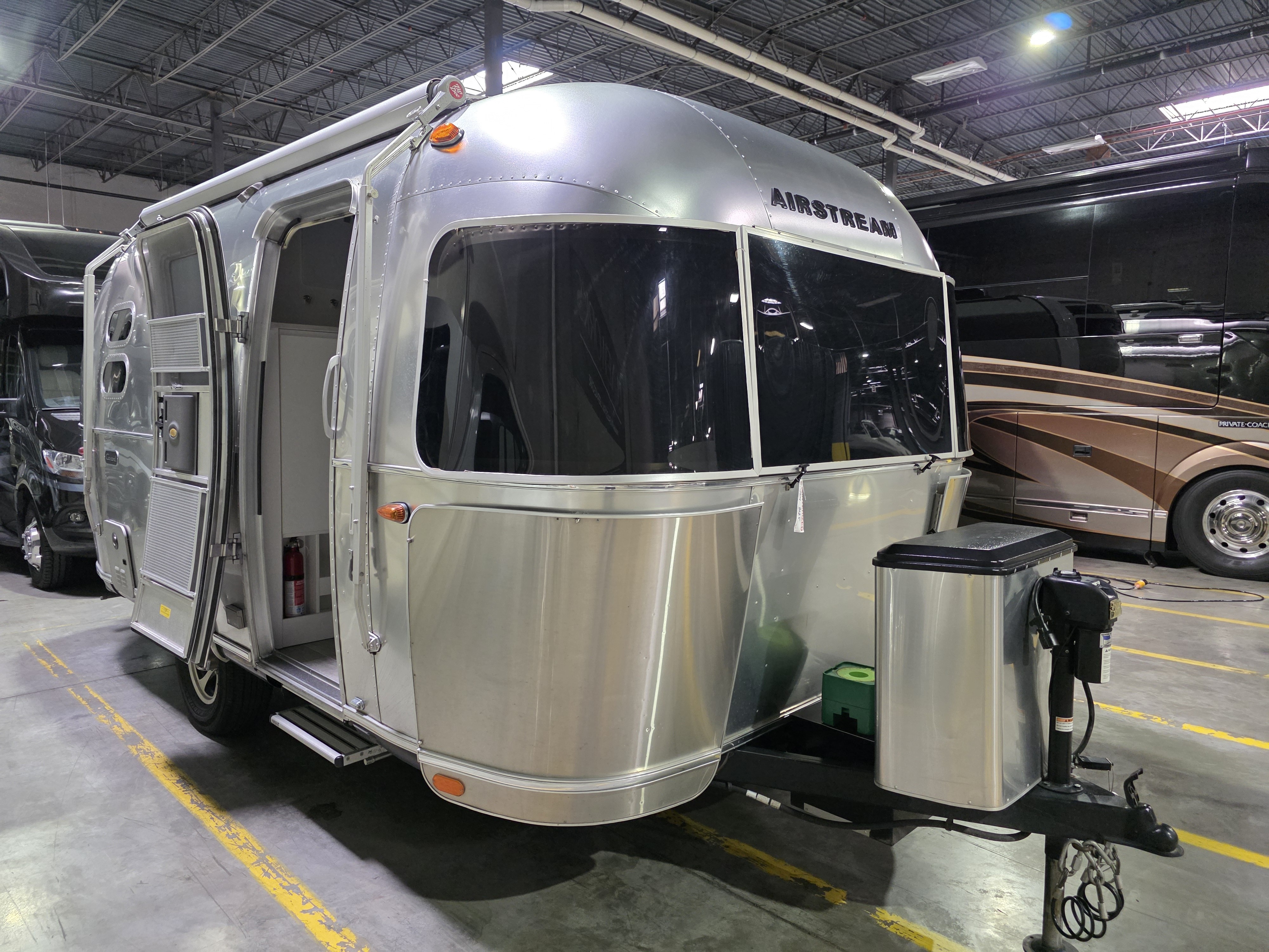 2021 Airstream CARAVEL 19CB in salt lake city UT