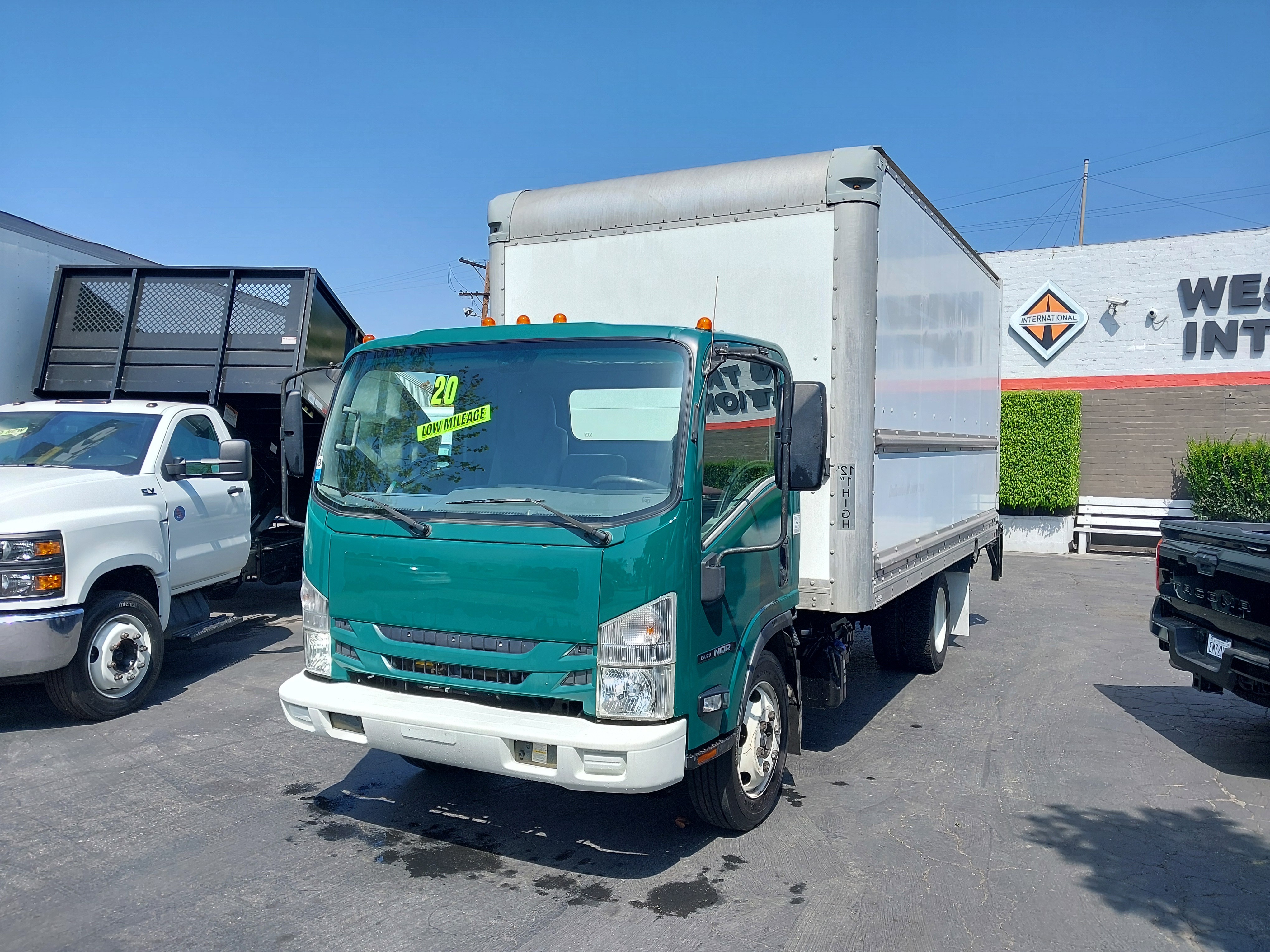 2020 ISUZU NQR in Los Angeles, CA