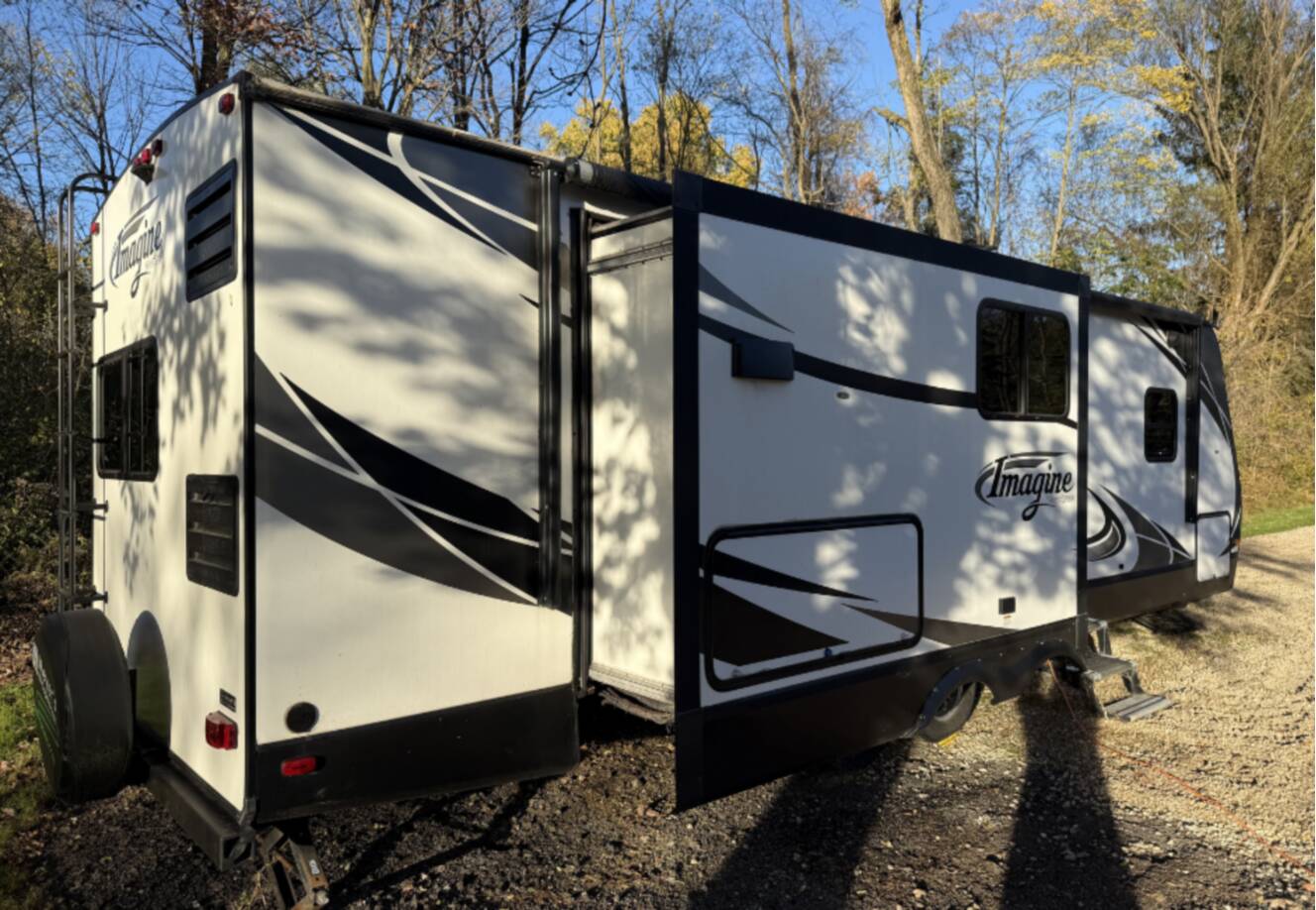 A photo of this 2017 Grand Design IMAGINE 2670MK