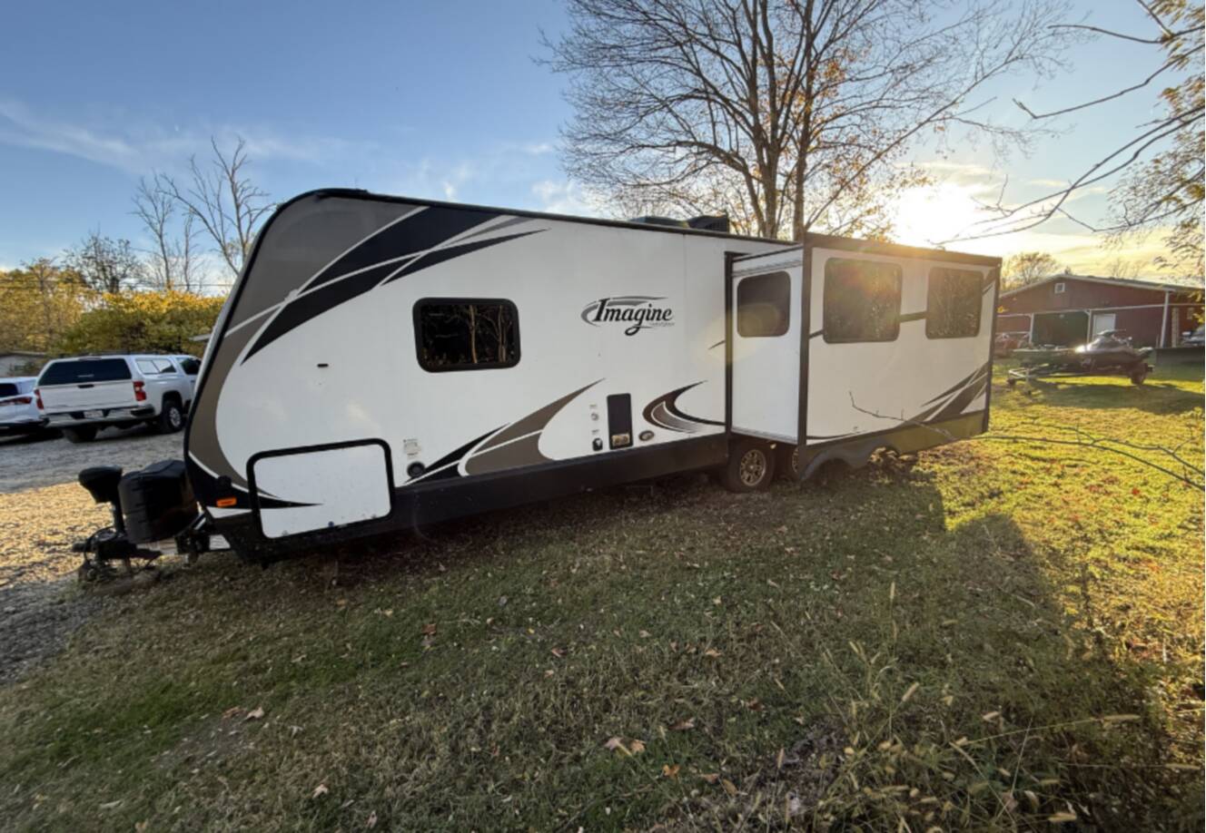 A photo of this 2017 Grand Design IMAGINE 2670MK