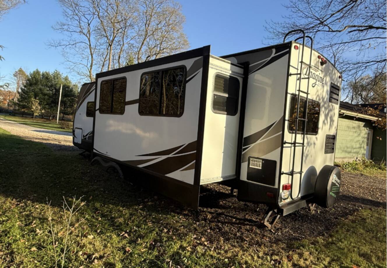 A photo of this 2017 Grand Design IMAGINE 2670MK
