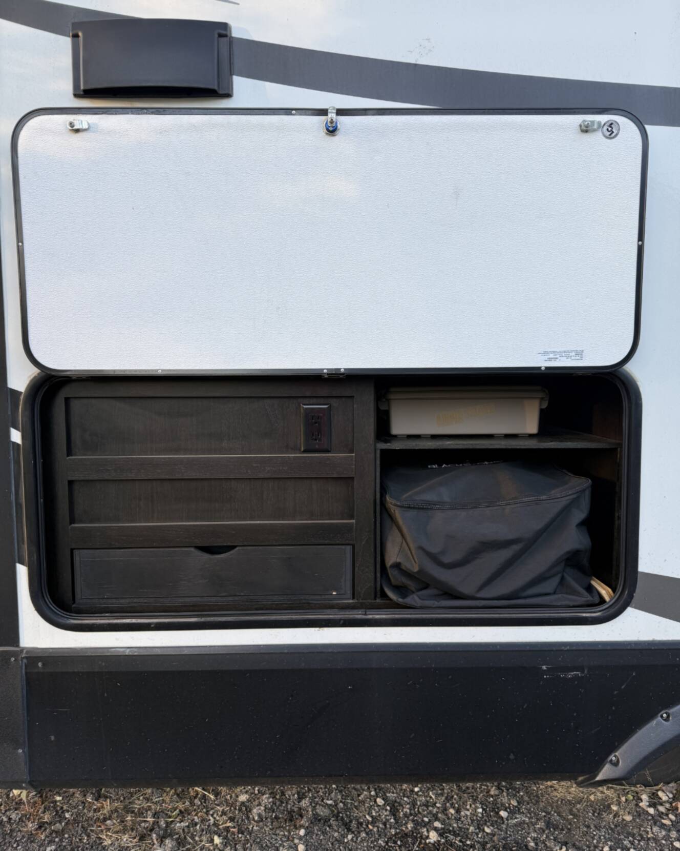A photo of this 2017 Grand Design IMAGINE 2670MK