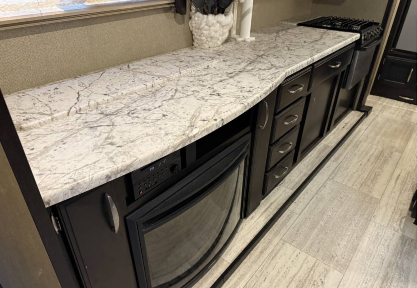 A photo of this 2017 Grand Design IMAGINE 2670MK