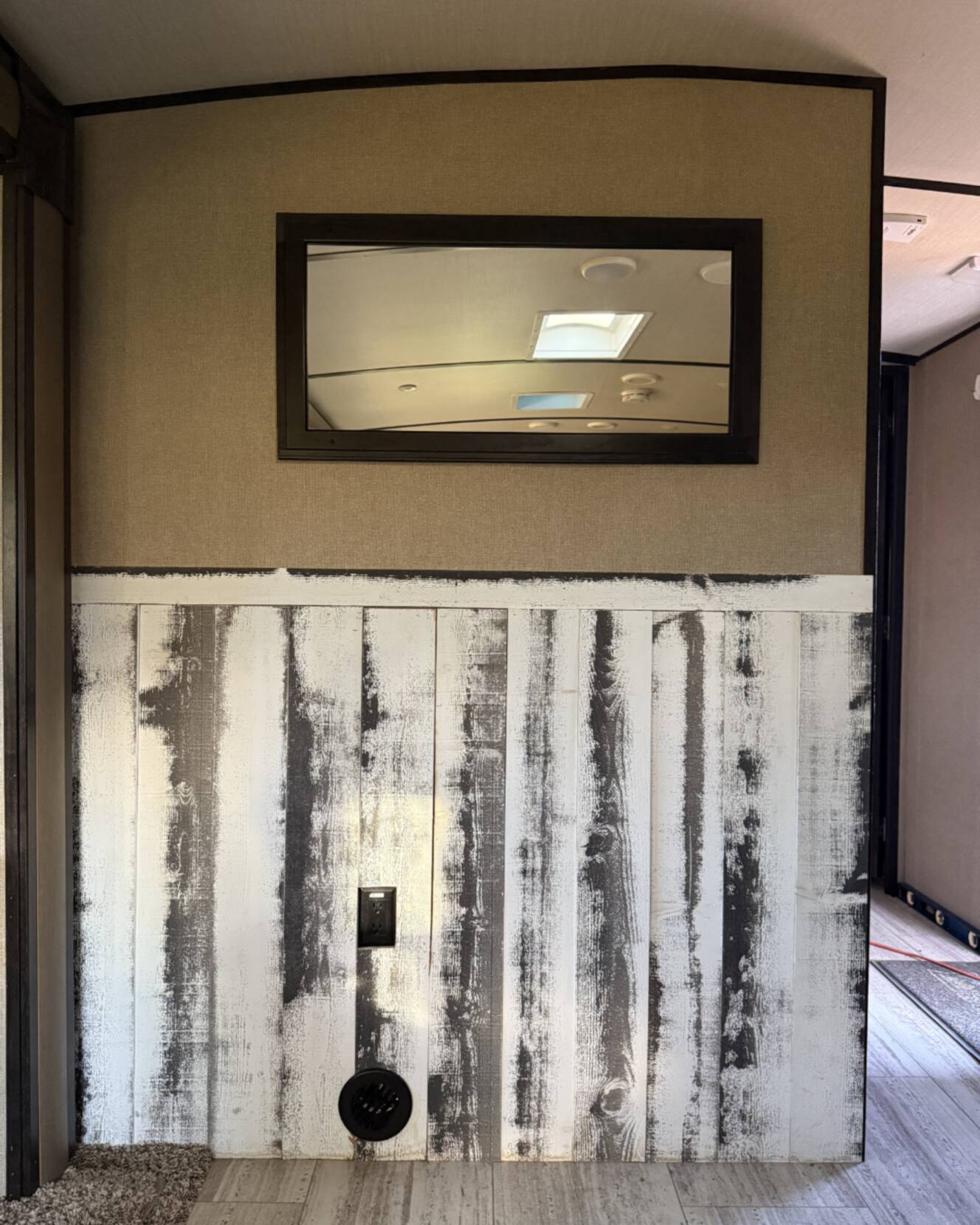 A photo of this 2017 Grand Design IMAGINE 2670MK
